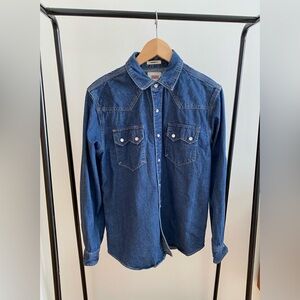 Levi’s denim shirt
